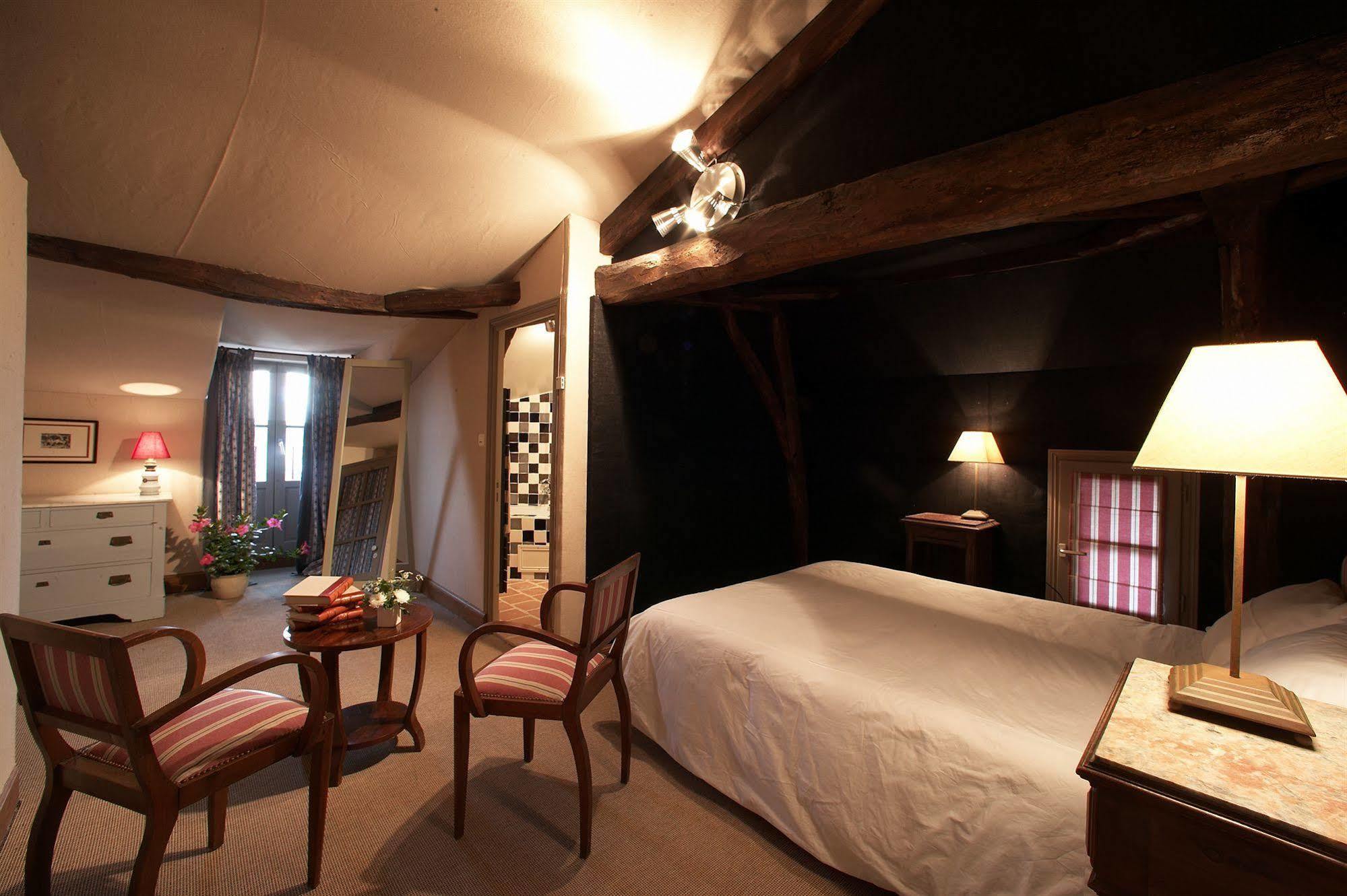 Logis Hotel Le Boudoir Бельвес Экстерьер фото